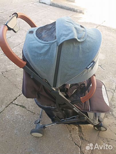 Продам прогулочную коляску
