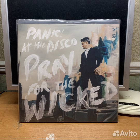 Panic AT The Disco - Pray For The Wicked LP