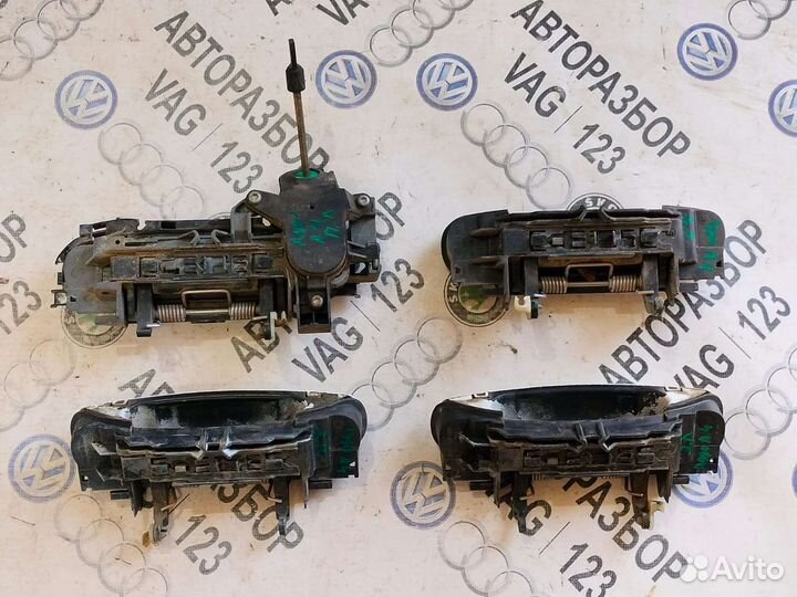 Ручка двери наружняя Audi A4 B7