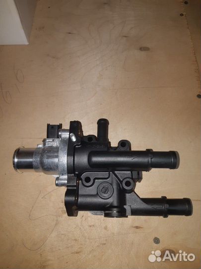 Корпус термостата в сборе Opel Astra H Opel Zafira