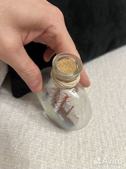 Корабль в бутылке