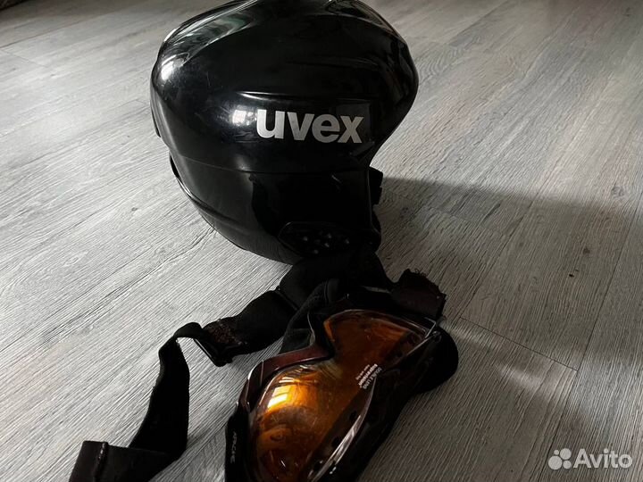 Шлем горнолыжный