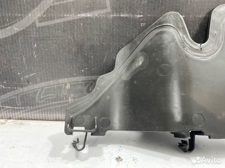 Воздуховод радиатора левый Volkswagen Tiguan 5N