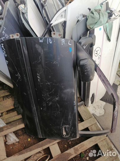 Дверь Nissan Avenir w10