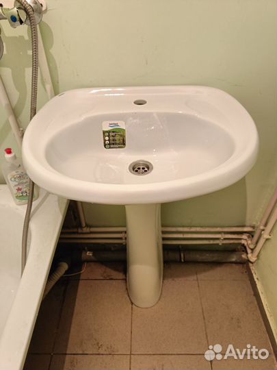 Раковина в ванную бу