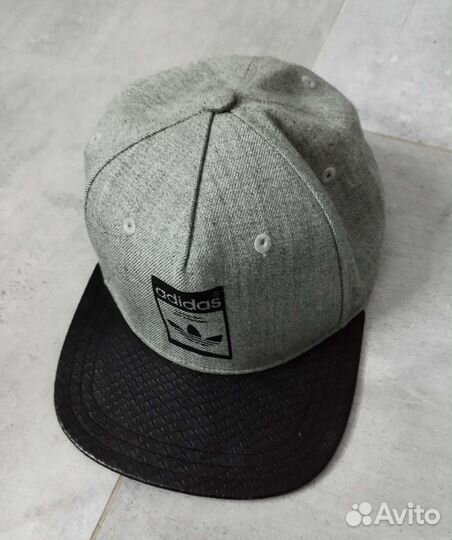 Снэпбэк Adidas