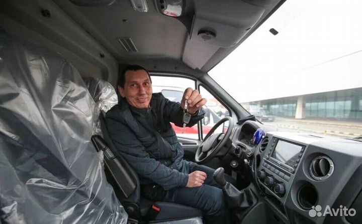 Водитель в компанию