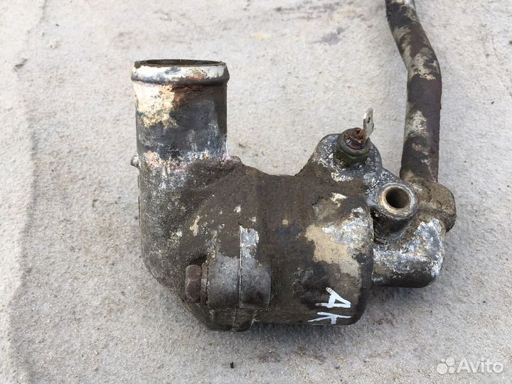 Корпус термостата Хендай Акцент 1