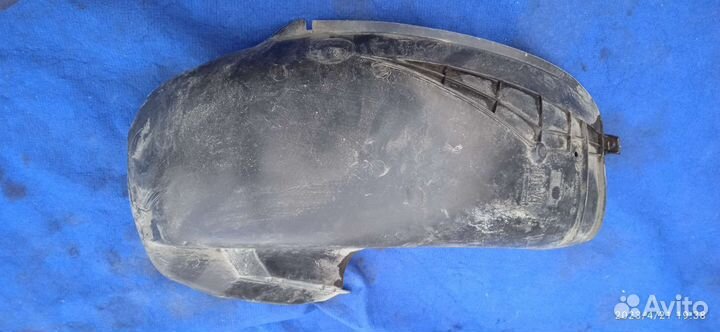 Подкрылок задний правый Opel Vectra b универ рест