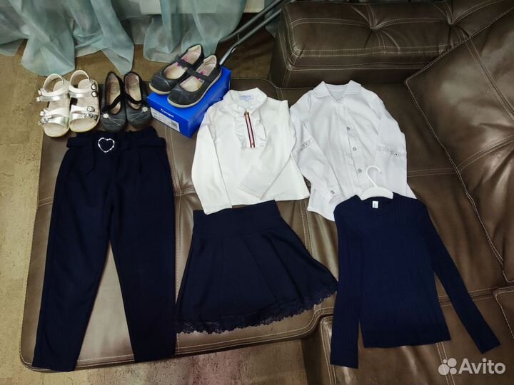 Комплект одежды для миниатюрной первоклашки