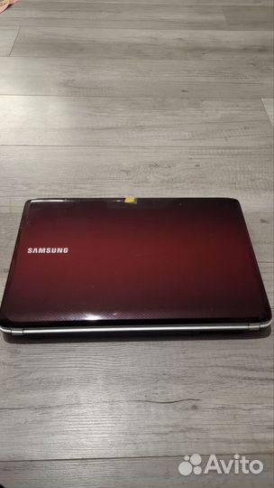 Ноутбук Samsung r530