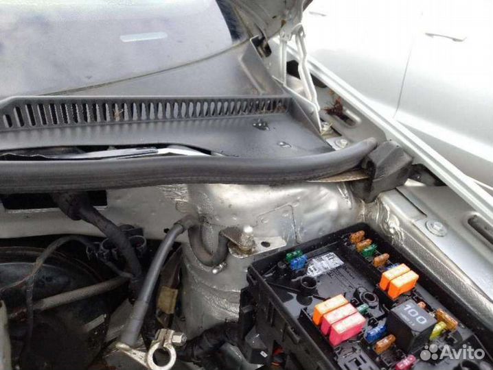 Лонжерон левый Volkswagen Golf 5 2006