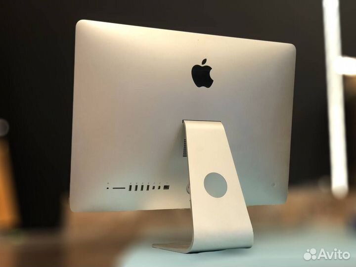 Apple iMac 21.5' Late 2013