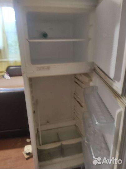 Холодильник на запчасти