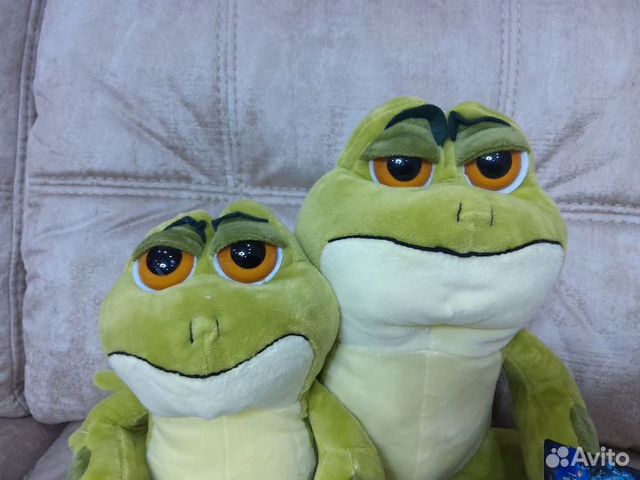 Лягушка - мягкая игрушка