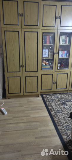 Стенка в гостиную бу