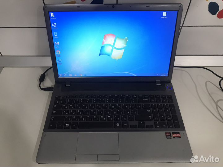 Ноутбук Samsung