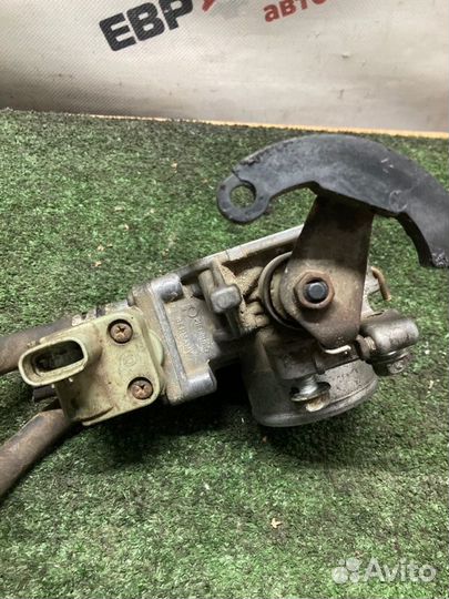 Дроссельная заслонка Toyota Carina седан 1.6 4AFE