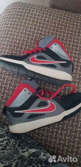 Кроссовки nike