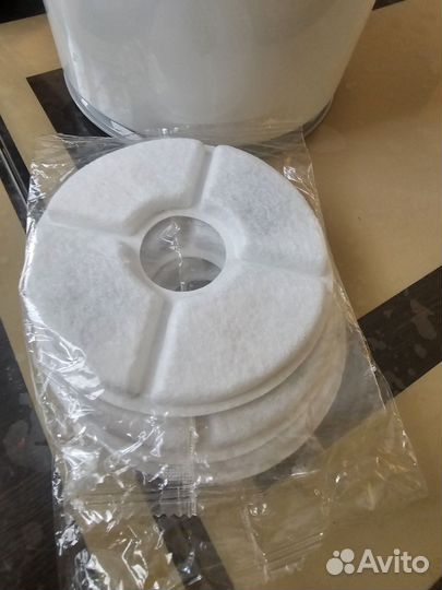 Фонтан поилка для кошек