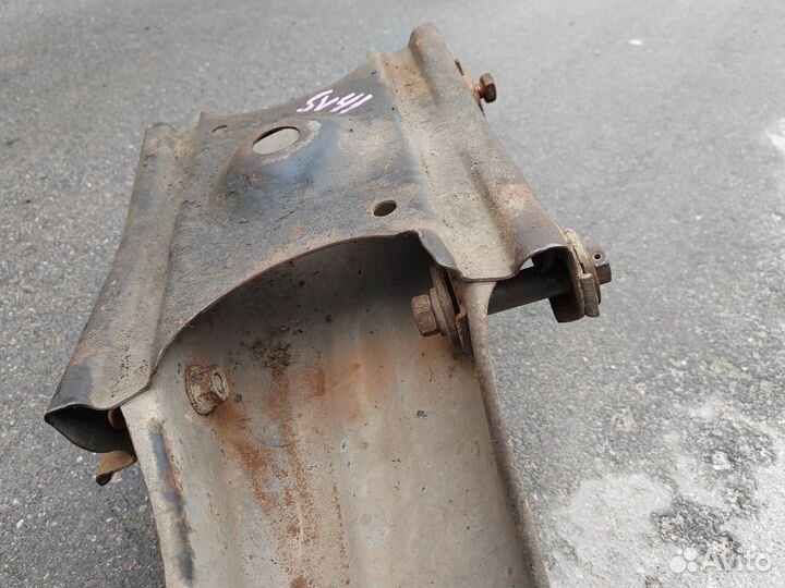 Задняя балка Toyota vista sv40 sv41