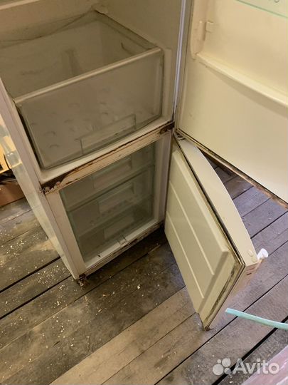 Холодильник electrolux