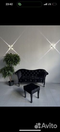 Диван в любом цвете. Диван для салона красоты