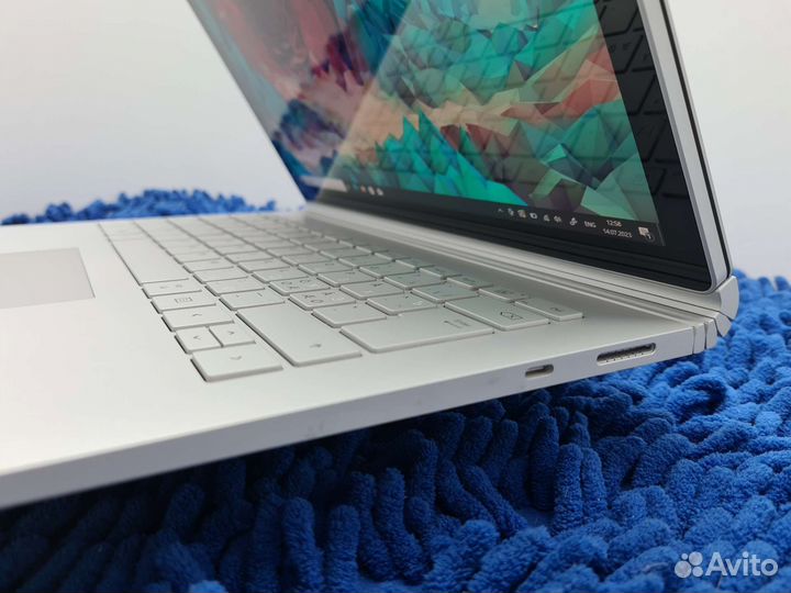 Ноутубук 2 в 1 Microsoft Surface Book 2 i5 8/256