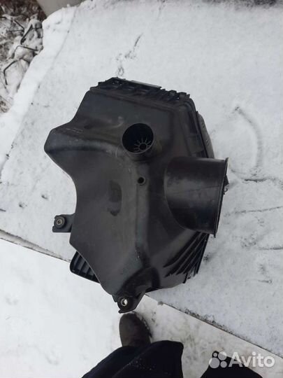 Корпус воздушного фильтра бмв е60 Е61 Бензин