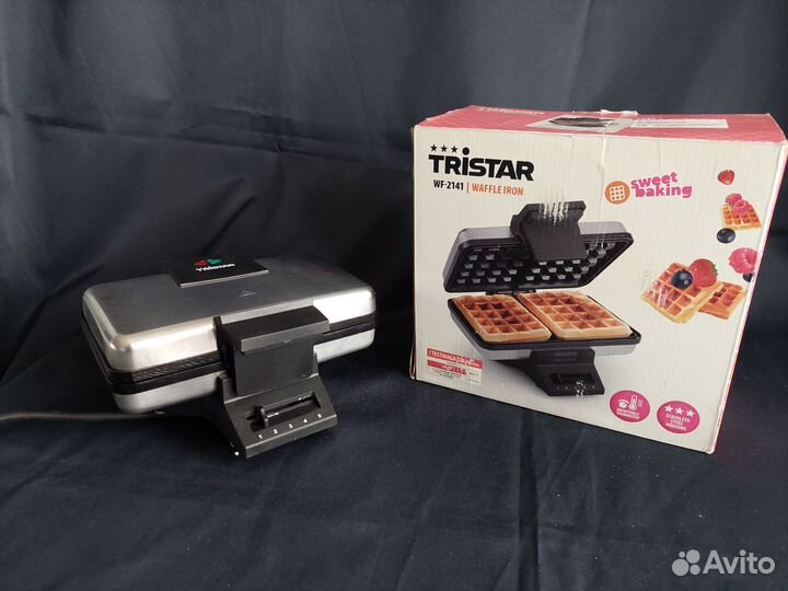 Вафельница TriStar WF-2141