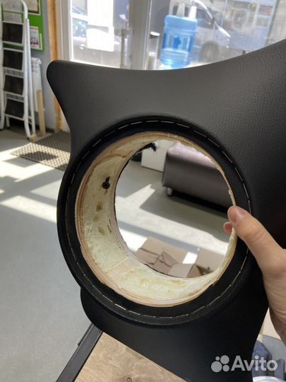 Подиум для автомобиля ваз 2101-07 в кик-панели 16d