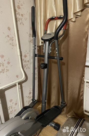 Эллиптический тренажер Body Sculpture BE-6600