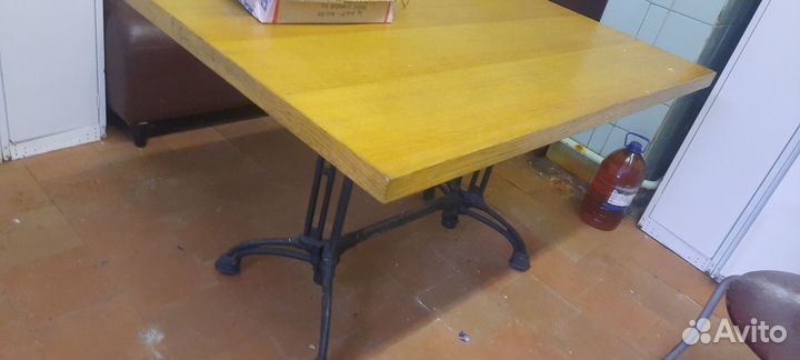 Стол чугунное подстолье