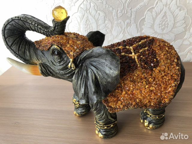 Слон янтарь натуральный, сувенир