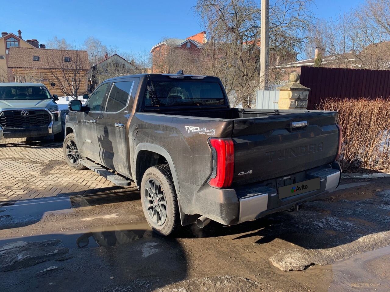 Toyota Tundra: фото владельца