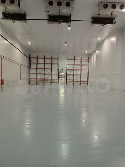 Склад, 5400 м²