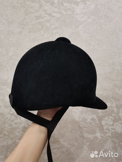 Шлем для конного спорта