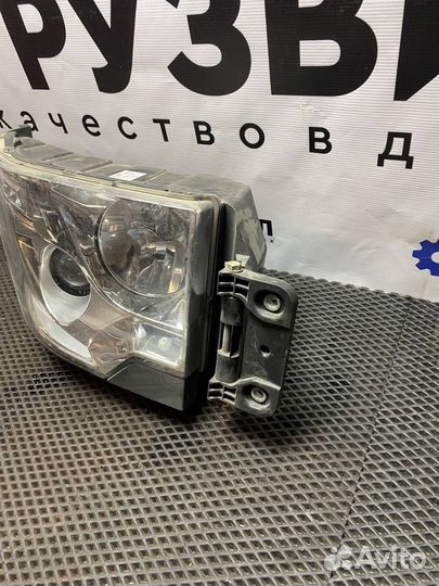 Фара правая Renault T 7482251237