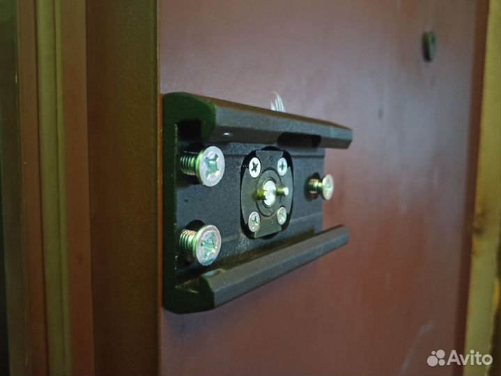 Вскрытие замков, замена, ремонт, установка замков