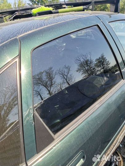 Стекло заднее правое opel vectra b седан