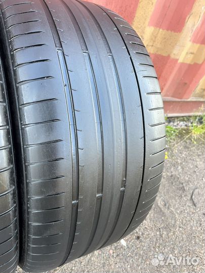 Pirelli P Zero PZ4 275/35 R20 102Y