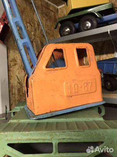 Экскаватор железный игрушка СССР сим