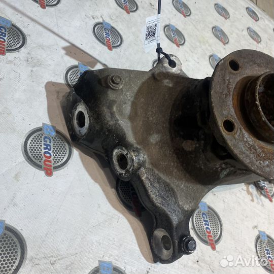 Цапфа переднего колеса Прав. 31216775768 бмв