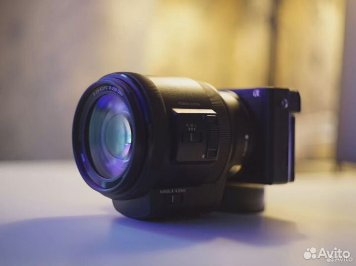 Объектив Sony E 18-200 PZ OSS (моторизированный)