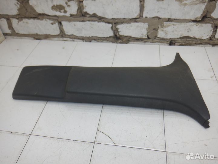 Обшивка стойки средней Mitsubishi Space Star