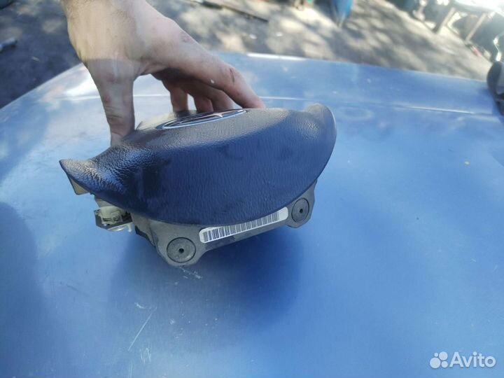 Подушка в руль Субару трибека б9