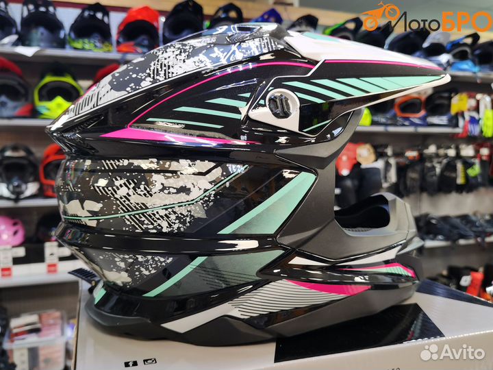 Шлем кроссовый