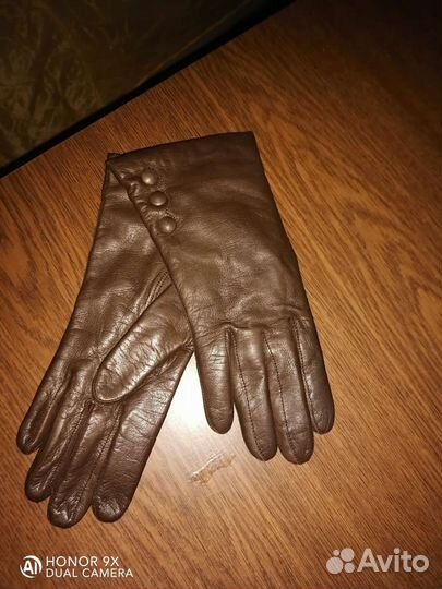 Перчатки женские