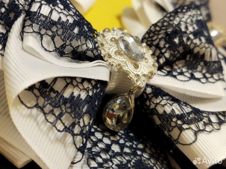 Галстук и банты для школы - набор для ученицы