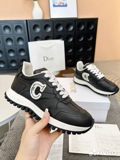 Кроссовки Dior
